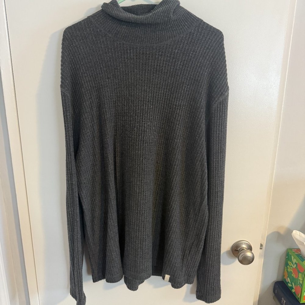 Urban Oufitters Standard Cloth Joseph Waffle Knit Rollneck Top - EUC - Picture 3 of 6